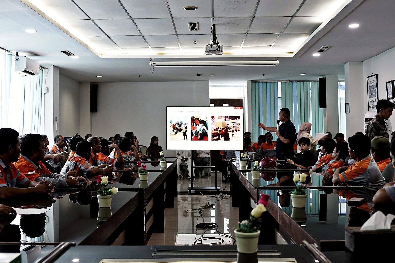 Pelindo Dumai Perkuat Edukasi Keselamatan TKBM
